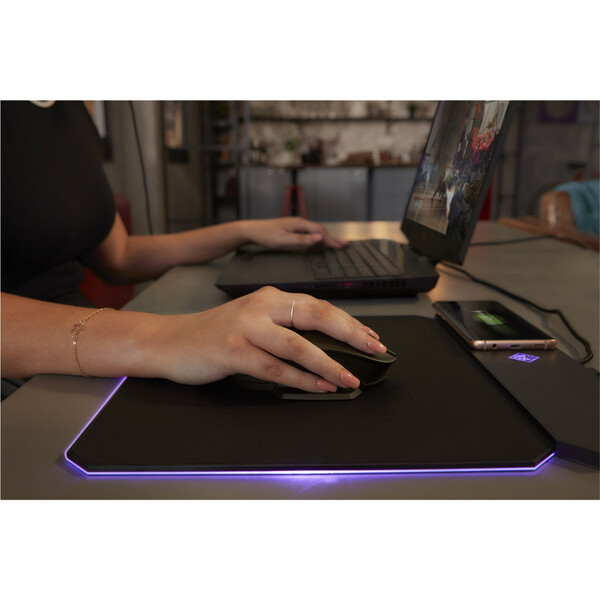 HP OMEN Outpost Çift Yüzlü Mouse Pad & Kablosuz Qi Şarj İstasyonu 6CM14AA